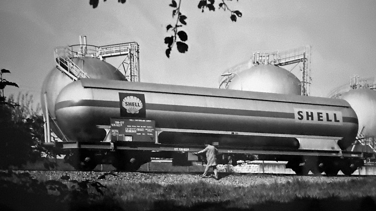 Shell tank car 1966