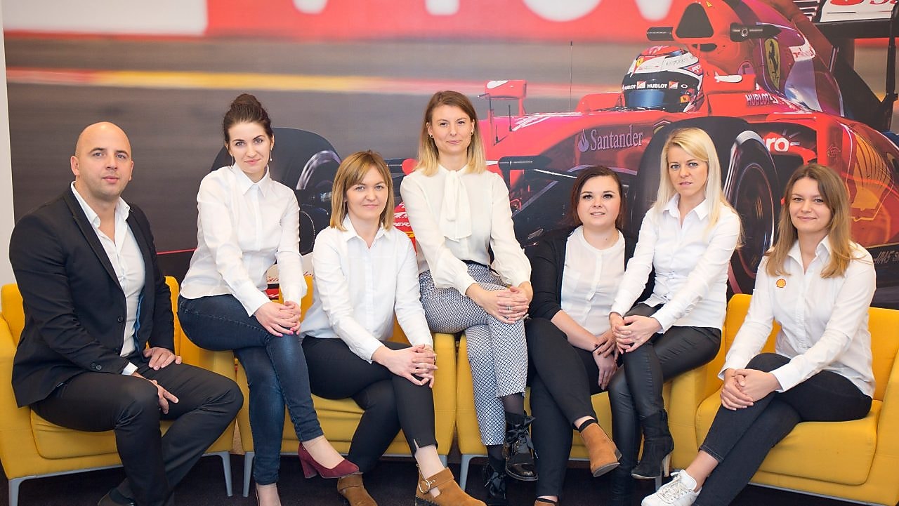 Ein Gruppenfoto der Shell Mautexperten.