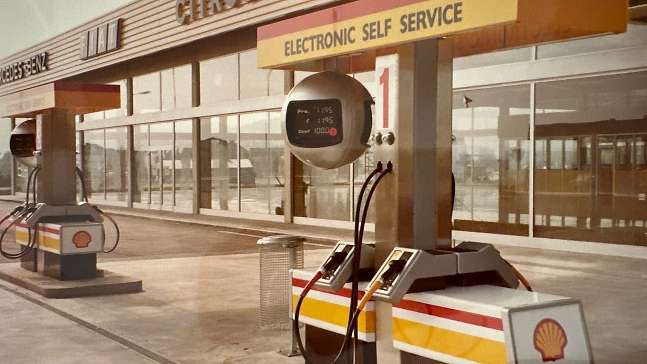 Shell station in Wil ca. 1980