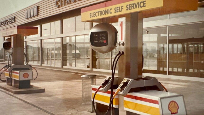 Shell station in Wil ca. 1980