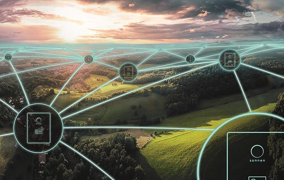 Un réseau imaginaire de systèmes de stockage sonnen dans un paysage mêlant champs et forêts