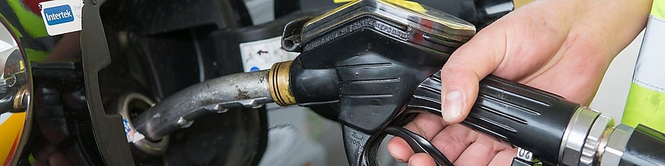 Plein de carburant lors du Shell FuelSave Driving Challenge